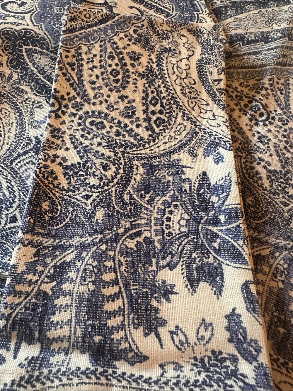 Vintage Ralph Lauren Blue and Cream Paisley Knit tablecloth and 8 napkins